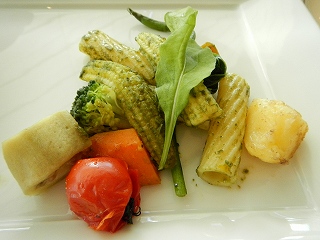 温野菜とパスタのジュノベーゼ