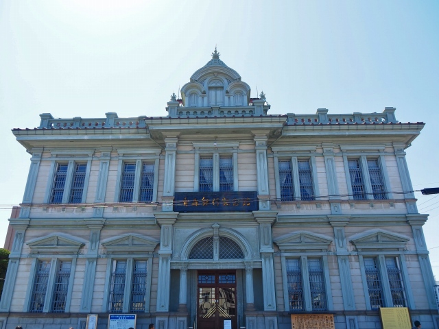青森銀行記念館の正面