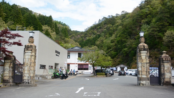 生野銀山 菊の門柱