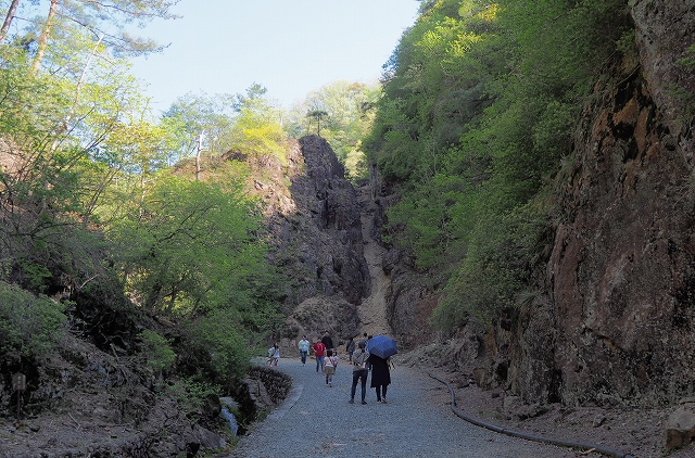 生野銀山　坑道外