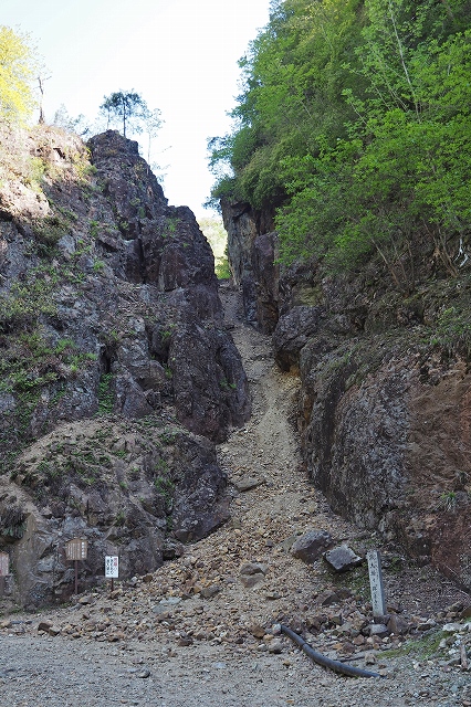 生野銀山　坑道外　慶寿ひ