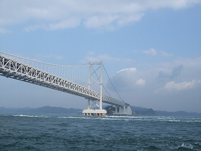 大鳴門橋と淡路島