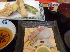 鎌倉で昼食
