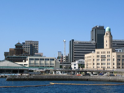 赤レンガ倉庫からの「横浜三塔」