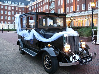 結婚式用の車