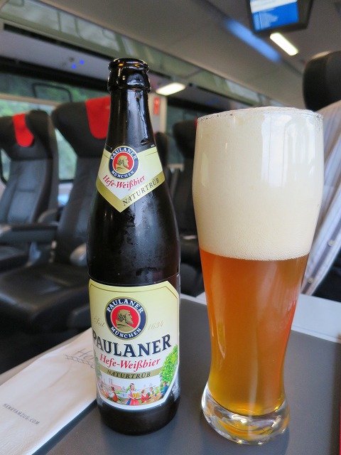 レイルジェット562内