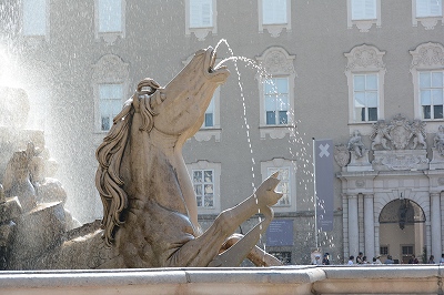 レジデンツ広場の噴水