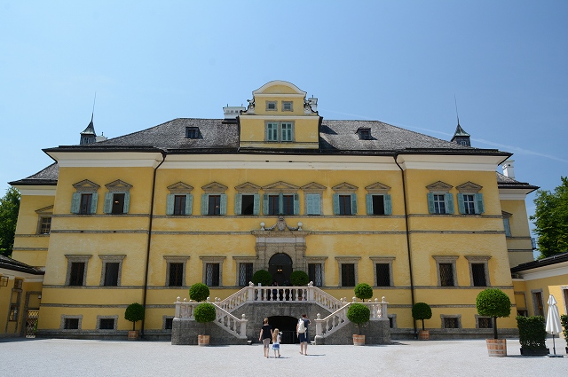 ヘルブルン宮殿