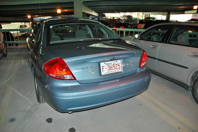 バンフホテルのレンタカー