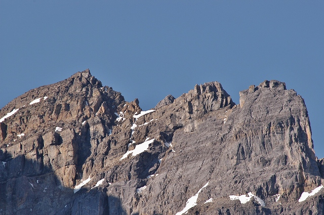 トンザ・ピーク
