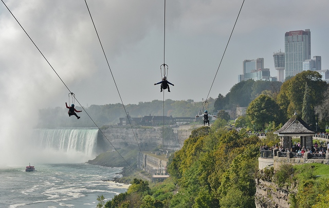 ジップ・ライン３