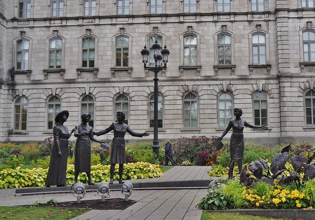 ケベック州議事堂外2