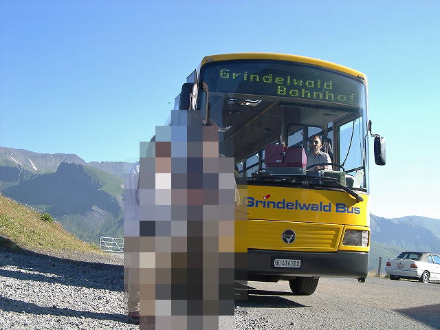 グリンデルワルトバスの正面
