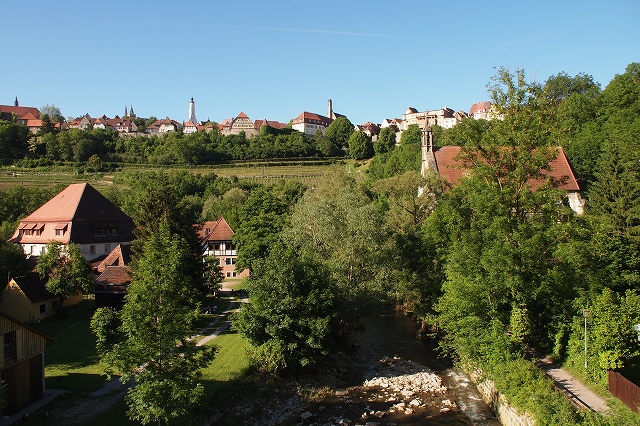 タウバー川とコーボルツェラー教会