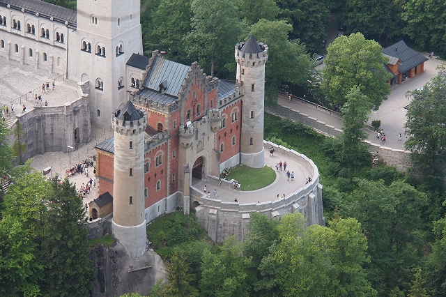 ノイシュヴァンシュタイン城の城門