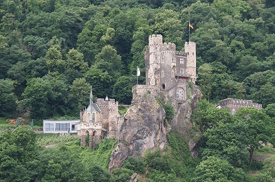 ラインシュタイン城　Burg Rheinstein