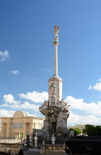 コルドバ　サン・ラファエルの勝利塔
