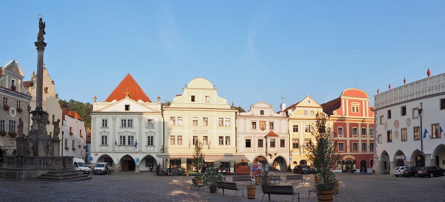 スヴォルノスティ広場