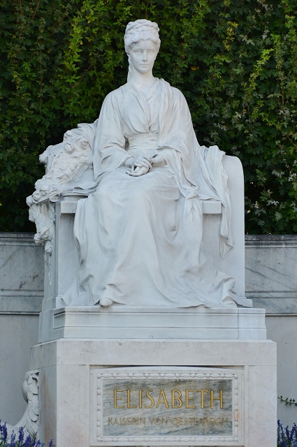 エリザベート皇妃記念碑