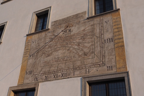 ホテル・ルーゼ　テラスの日時計