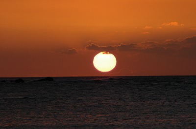 アナエホオマル・ベイ・ビーチの夕陽