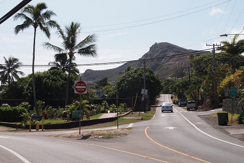 ラニカイビーチへの分かれ道
