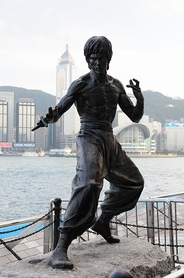 ブルース・リーの銅像