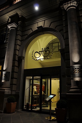 ホテルサボイのエントランス