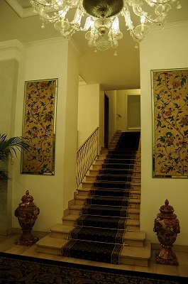 ホテルサボイの階段