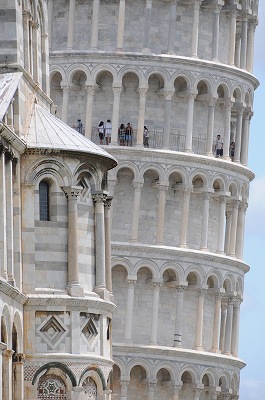 ピサの斜塔
