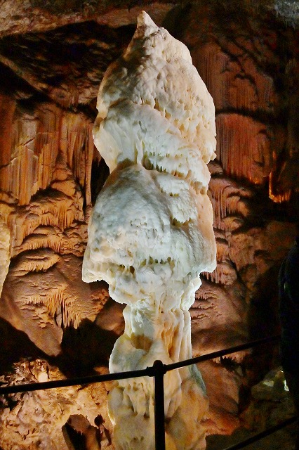 ポストイナ鍾乳洞