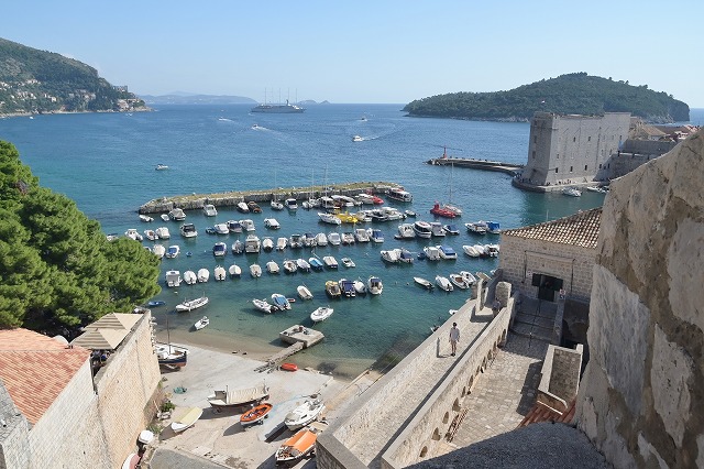 城壁からの旧港