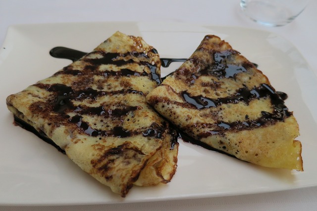 シーフードレストラン「Zlatna Ribica」