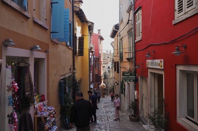 ロヴィニ グリシア通り