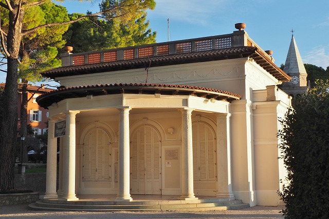 アートパビリオン