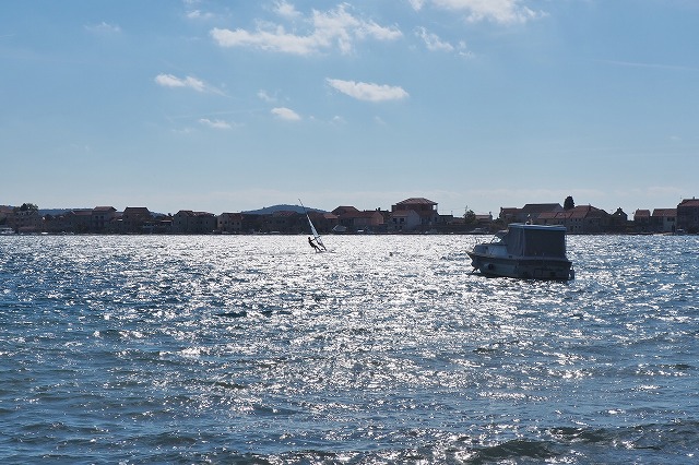 シーフードレストラン「Zlatna Ribica」