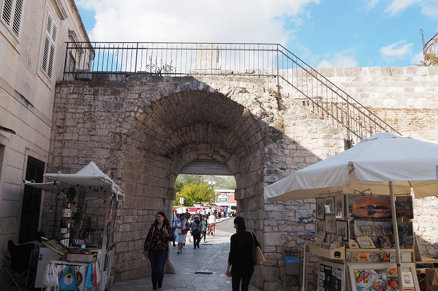 トロギール　旧市街の入り口北門