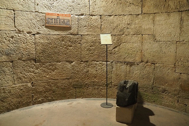 ディオクレティアヌス宮殿の地下　スフィンクス
