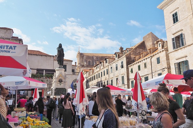 グンドゥリッチ広場