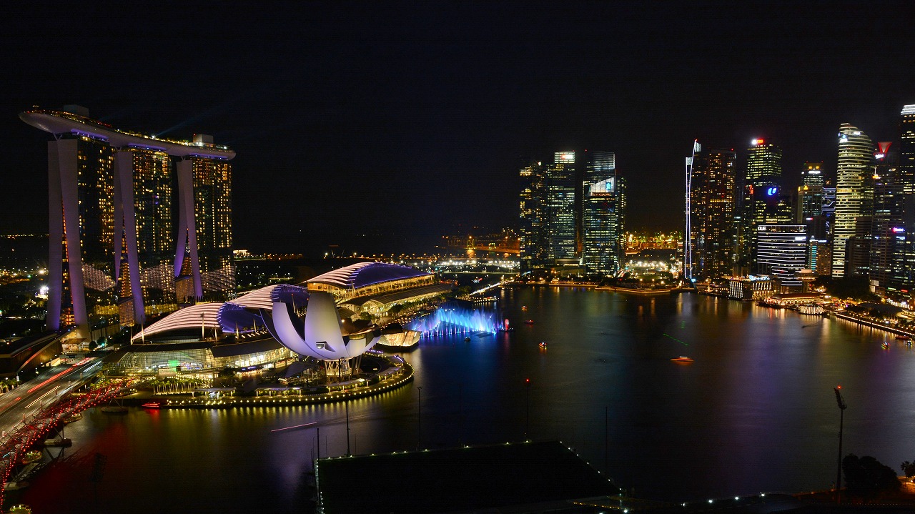 リッツ・カールトン・ミレニア・シンガポール　クラブルームからの眺望
