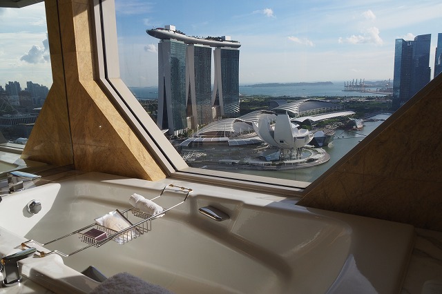リッツ・カールトン・ミレニア　クラブデラックス マリーナビュールーム